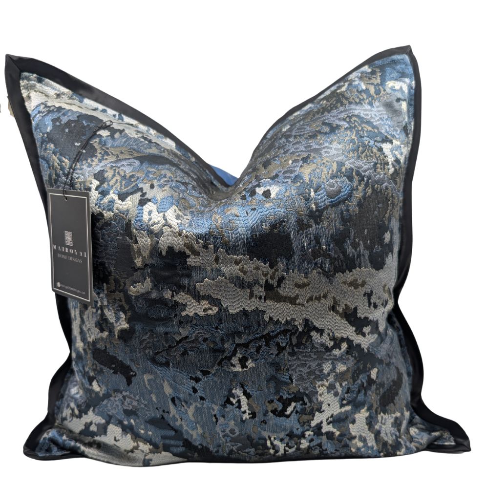 The je'Amour Luxe Cover in Mixed Blues, Metallic Grey and Black Trim